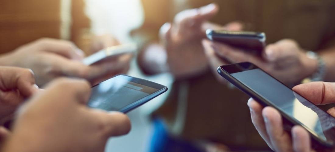 How to Develop a Great Mobile App: A Comparative Guide