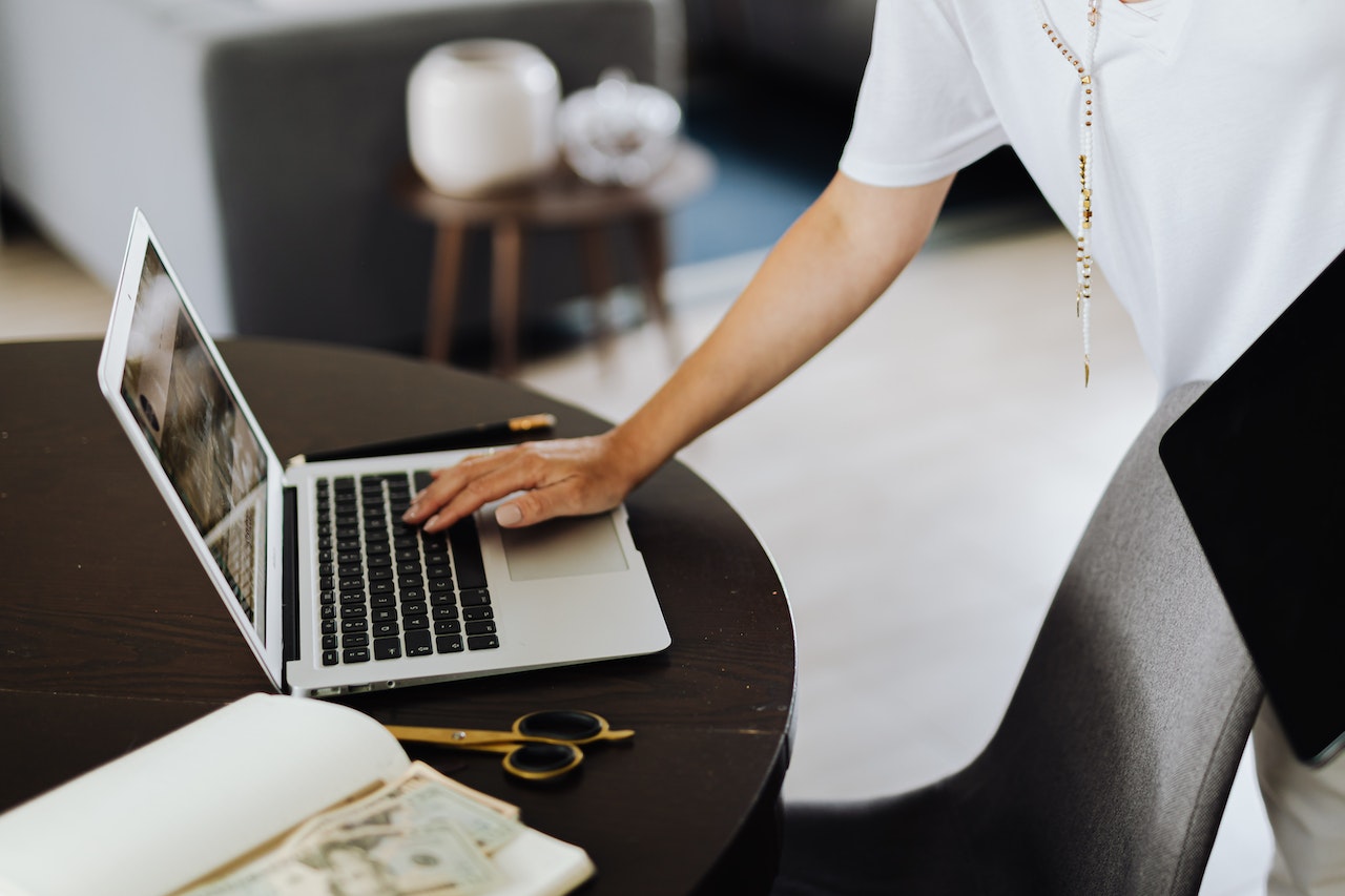 Tips for Using Technology to Improve Your Ecommerce Business